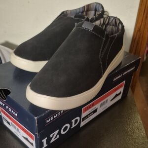IZOD Men's Black Slip-On Sneakers